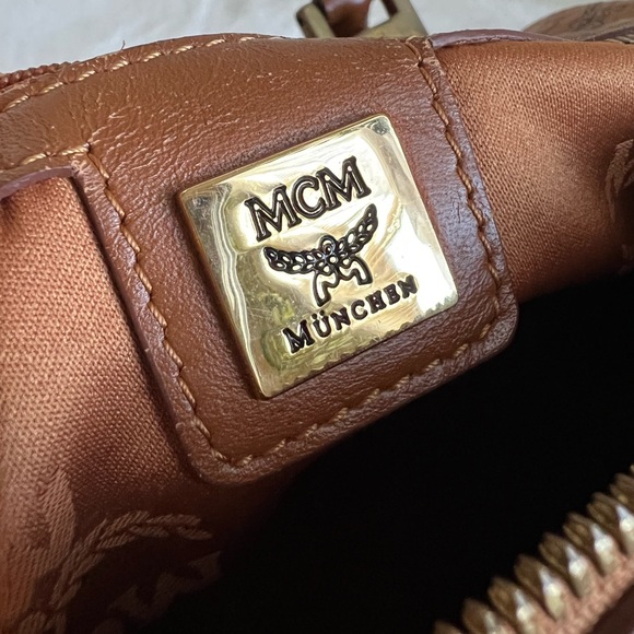🚫SOLD🚫 Authentic MCM Boston Cognac Satchel - Picture 8 of 13